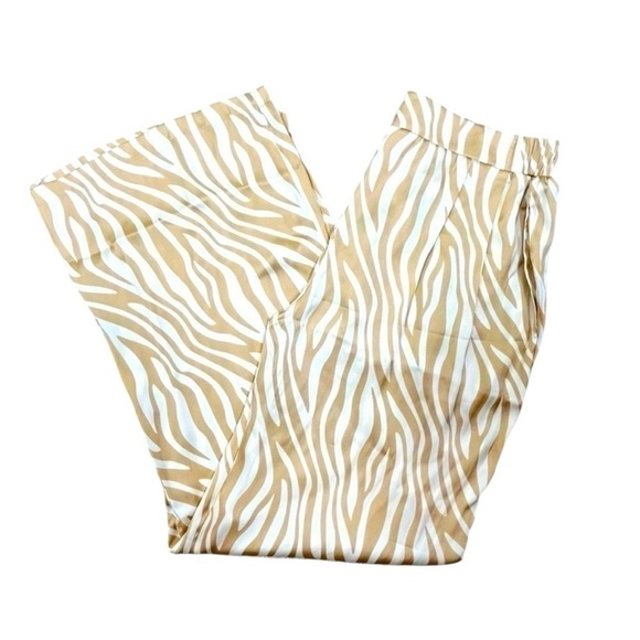 Happily Grey Dilky Zebra Print Wide Leg Trouser. Beige and White. Large NWT - Picture 2 of 8